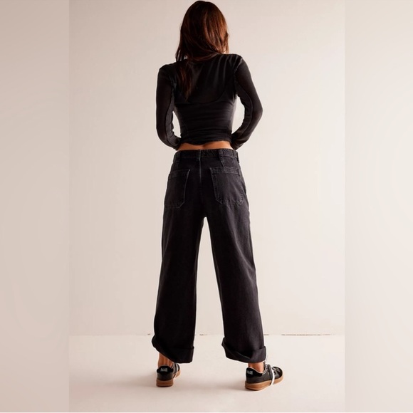 NWOT We The Free Palmer Cuffed Jeans in Outerspace Size:27 - Picture 4 of 9